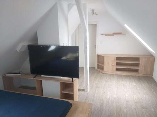 Foto - Wohnung zum Mieten in Straßdorf 340,00 € 12 m²