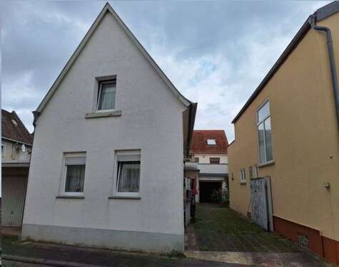 Foto - Haus zum Kaufen in Haßloch 459.000,00 € 321 m²