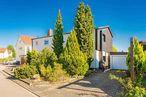Foto - Haus zum Kaufen in Eggenstein-Leopoldshafen 749.000,00 € 198 m²