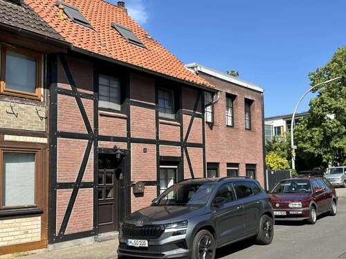 Foto - Haus zum Kaufen in Braunschweig Lehndorf 285.000,00 € 203 m²