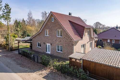 Foto - Haus zum Kaufen in Adendorf 749.000,00 € 184 m²