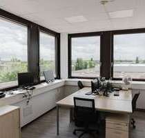 Büro in Köln 640,00 € 48 m² - 640,00&nbsp;EUR Kaltmiete, ca.&nbsp; 48,00&nbsp;m&sup2; in Köln (PLZ: 50858)