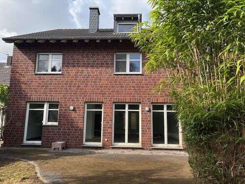 Foto - Haus zum Mieten in Erkelenz 1.950,00 € 232 m²