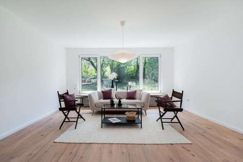 Foto - Haus zum Kaufen in Weißenburg 559.000,00 € 249.36 m²