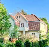 Haus zum Kaufen in Glienicke 690.000,00 € 270 m²