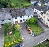 Haus zum Kaufen in Dienethal 145.000,00 € 210 m²