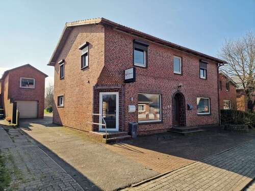 Foto - Haus zum Kaufen in Süderhastedt 250.000,00 € 120 m²