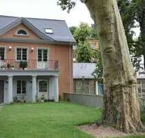 Wohnung zum Mieten in Halle 1.321,40 € 132.14 m²