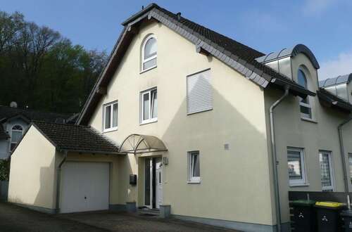 Foto - Haus zum Mieten in Hennef 1.410,00 € 121 m²