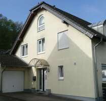 Haus zum Mieten in Hennef 1.410,00 € 121 m²