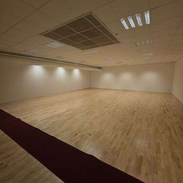 Foto - Einzelhandel in Ennepetal 3.000,00 € 530 m²