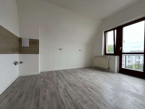 Foto - Wohnung zum Mieten in Zwickau 480,00 € 78.9 m²
