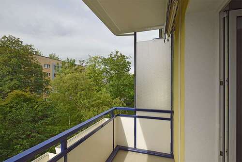 Foto - Wohnung zum Mieten in Halle (Saale) 440,59 € 59.14 m²