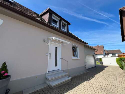 Foto - Wohnung zum Mieten in Ebersdorf bei Coburg 750,00 € 86 m²