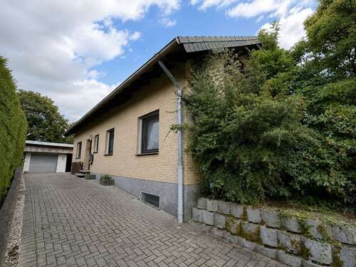 Foto - Haus zum Kaufen in Extertal 339.000,00 € 220 m²