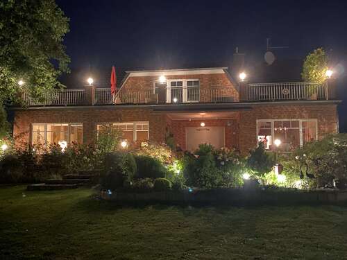 Foto - Haus zum Kaufen in Neustadt 1.499.000,00 € 270 m²