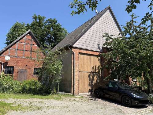Foto - Haus zum Kaufen in Nieheim 50.000,00 € 100 m²