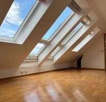 Wohnung zum Mieten in Hamburg 3.033,00 € 218 m²
