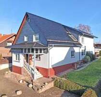 Haus zum Kaufen in Hofgeismar Hombressen 300.000,00 € 245.48 m² - Hofgeismar / Hombressen