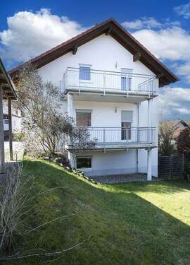 Foto - Haus zum Mieten in Reichenbach-Steegen 2.100,00 € 255 m²