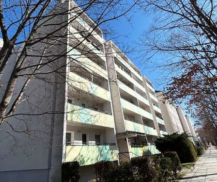 Foto - Wohnung zum Mieten in Dresden 735,00 € 75 m²