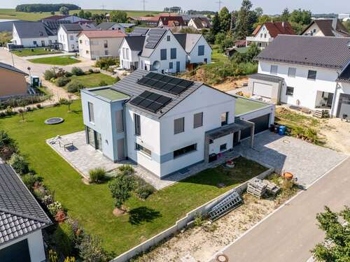 Foto - Haus zum Kaufen in Laugna 745.000,00 € 183 m²