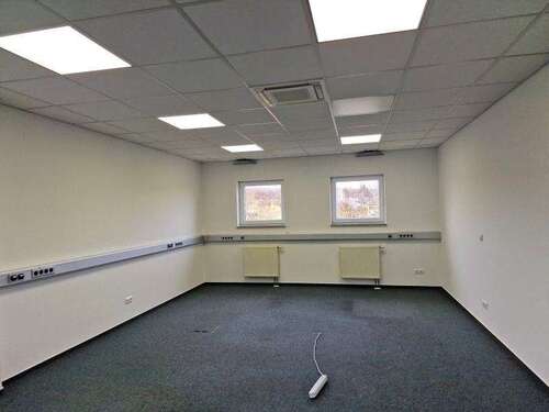Foto - Büro in Walddorfhäslach 3.560,00 € 450 m²