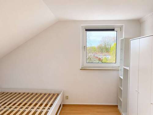 Foto - Wohnung zum Mieten in Frankfurt am Main - Bonames 580,00 € 29 m²