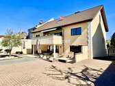 Haus zum Kaufen in Jüchen 1.100.000,00 € 279 m²