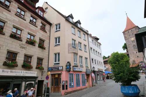 Foto - Haus zum Kaufen in Nürnberg 675.000,00 € 240 m²