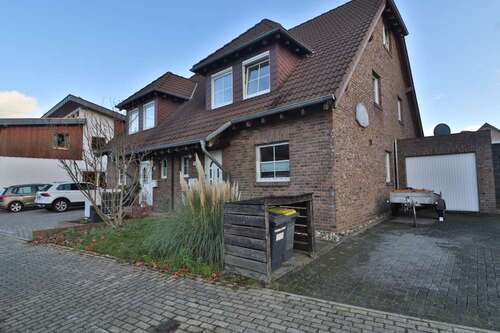 Foto - Haus zum Kaufen in Duisburg Alt-Walsum 339.000,00 € 119 m²