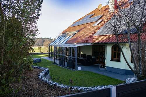 Foto - Haus zum Kaufen in Postbauer-Heng 900.000,00 € 215 m²