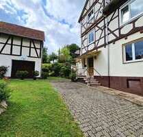 Haus zum Kaufen in Herleshausen Breitzbach 155.000,00 € 169 m² - Herleshausen / Breitzbach