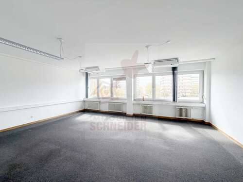 Foto - Büro in München 1.360,00 € 136 m²