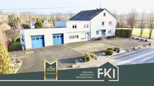 Foto - Haus zum Kaufen in Mudenbach 299.000,00 € 294 m²