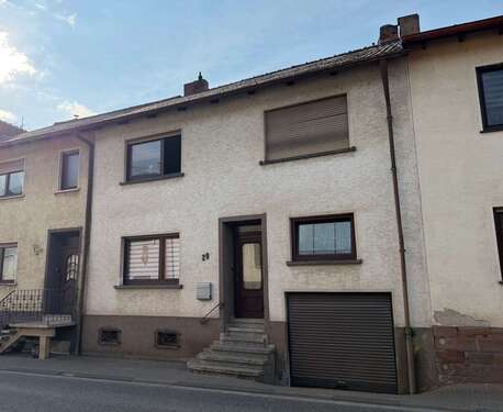 Foto - Haus zum Kaufen in Püttlingen Köllerbach 119.000,00 € 132 m²