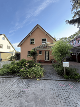Foto - Haus zum Mieten in Dresden 1.700,00 € 101 m²