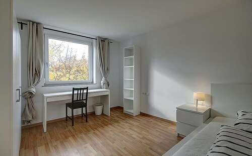 Foto - WG-Zimmer in Stuttgart 450,00 € 11 m²