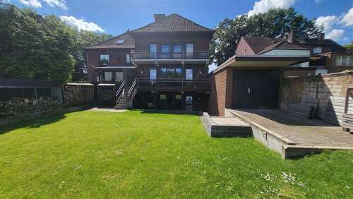 Foto - Haus zum Kaufen in Duisburg 885.000,00 € 268 m²