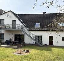 Haus zum Kaufen in Enger 259.000,00 € 260 m²