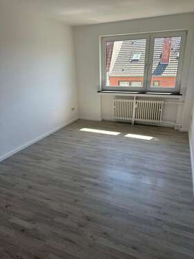 Foto - Wohnung zum Mieten in Wilhelmshaven 460,00 € 72.72 m²