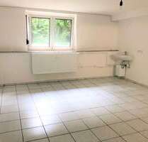 Büro in Wörth 190,00 € 20 m² - 190,00&nbsp;EUR Kaltmiete, ca.&nbsp; 20,00&nbsp;m&sup2; in Wörth (PLZ: 76744)