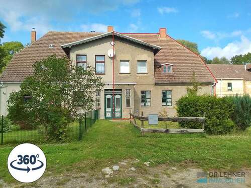 Foto - Haus zum Kaufen in Anklam 45.000,00 € 190 m²