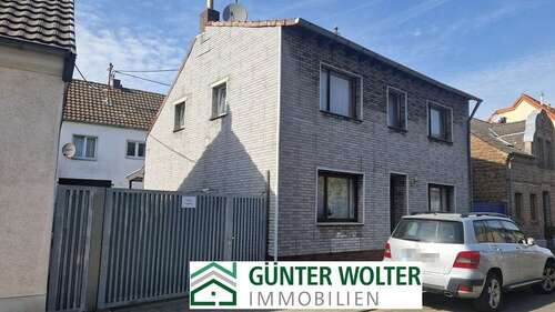 Foto - Haus zum Kaufen in Köln 635.000,00 € 191.05 m²