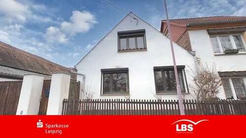 Foto - Haus zum Kaufen in Markranstädt 125.000,00 € 97 m²