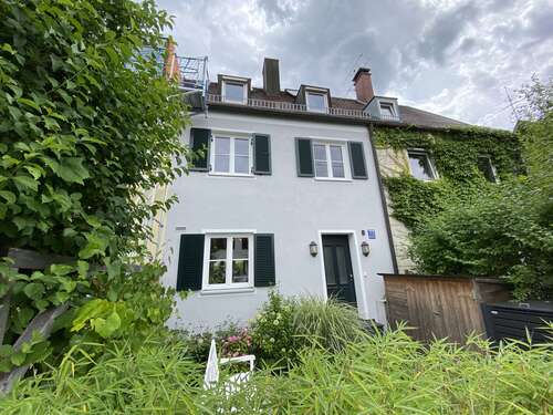 Foto - Haus zum Mieten in München 2.800,00 € 140.34 m²