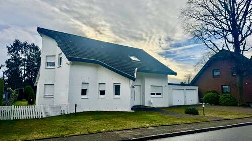 Foto - Haus zum Kaufen in Erkelenz 580.000,00 € 190 m²