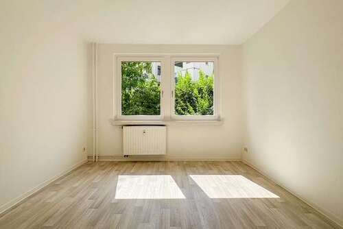 Foto - Wohnung zum Mieten in Plauen 220,00 € 44.93 m²