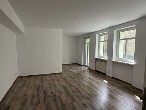 Foto - Wohnung zum Mieten in Halle 430,00 € 45 m²