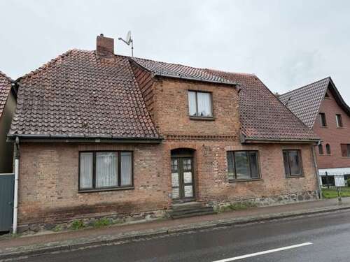 Foto - Haus zum Kaufen in Hagenow 85.000,00 € 115 m²